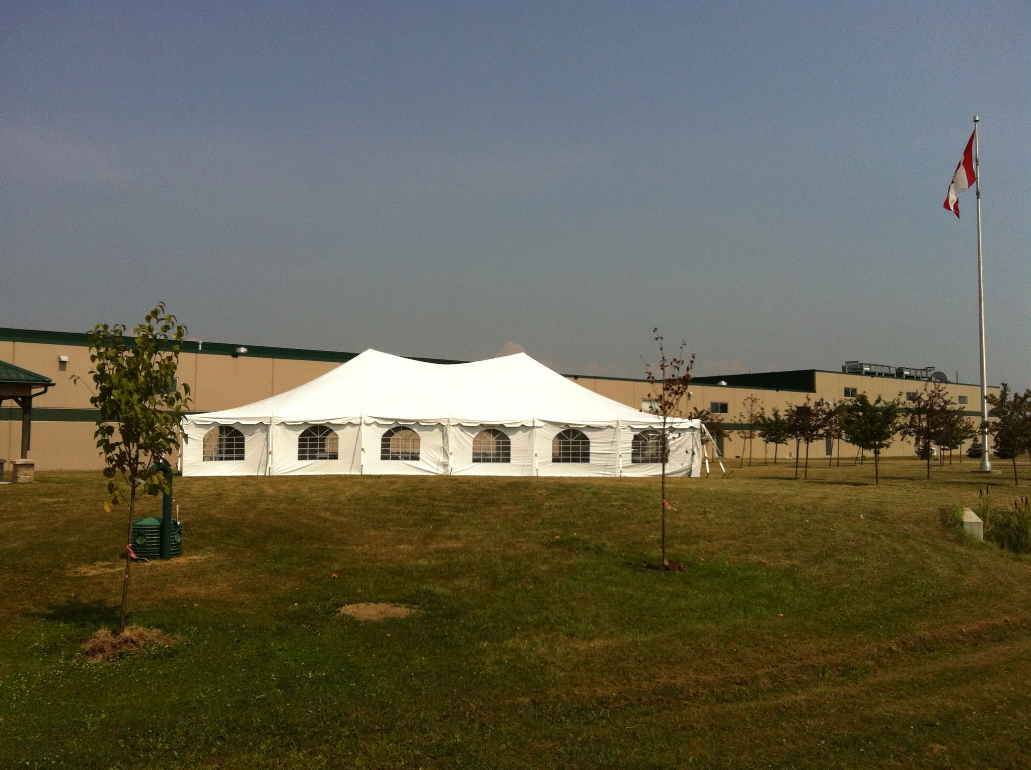 30′ x 60′ ( 9m x 18m ) West Coast Peg & Pole Tent